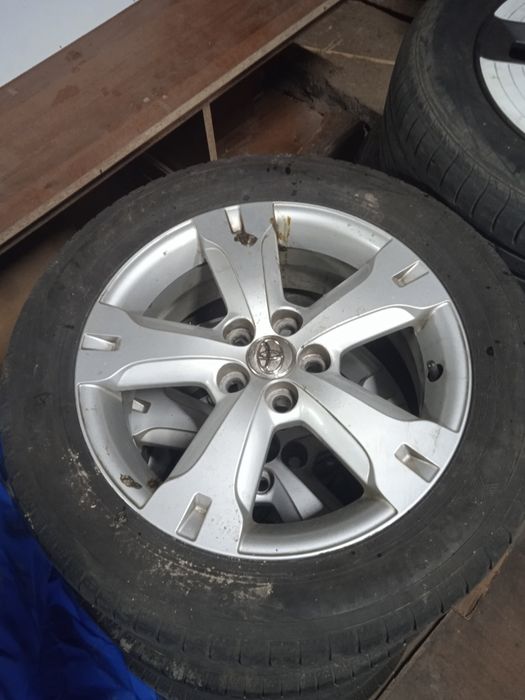Диски Toyota 5х100 R16