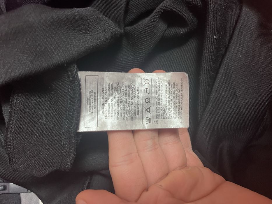 Терміново відам! adidas спортивна кофта | в ідеальному стані дешево