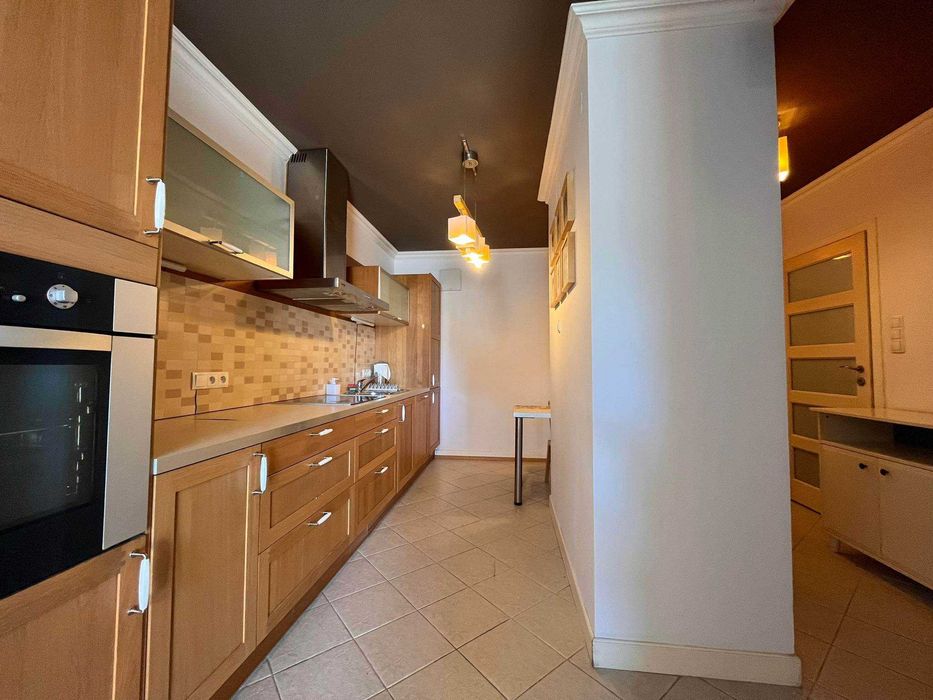 Apartament w centrum Warszawy z Darmowym Parkingiem