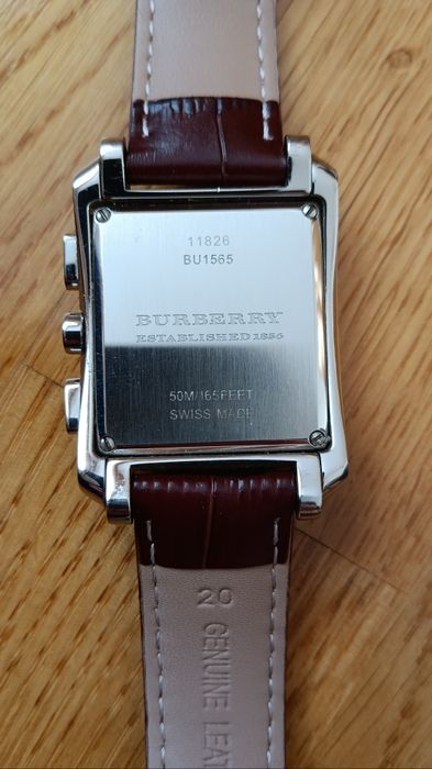 Часы Burberry BU1565
