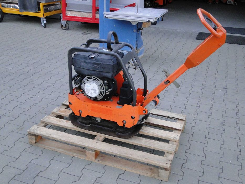 Zagęszczarka gruntu Atlas Copco Dynapac Husqvarna 180 kg HATZ Diesel STAN BARDZO DOBRY Profesjonalna Niezawodny silnik niemiecki HATZ REWERS Germany