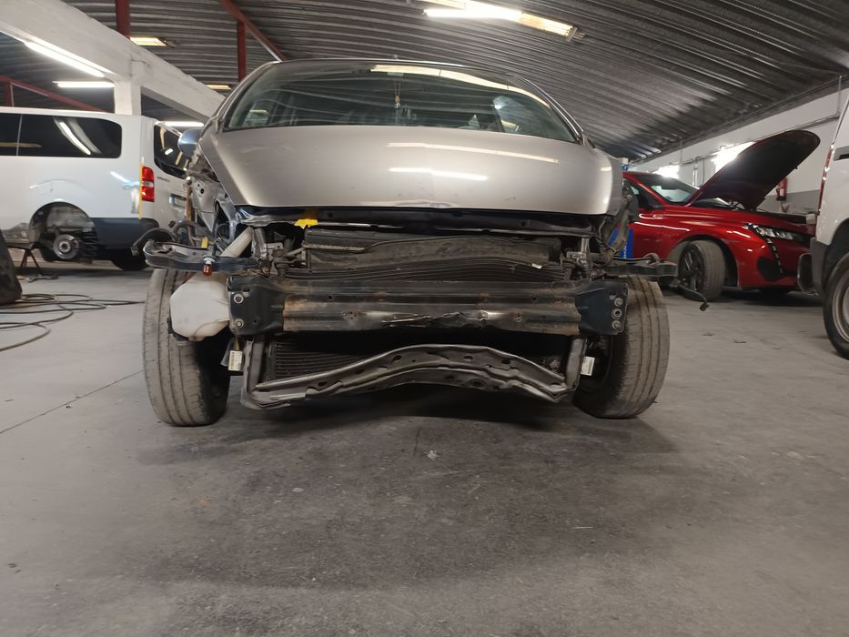 Honda jazz 2008 batido