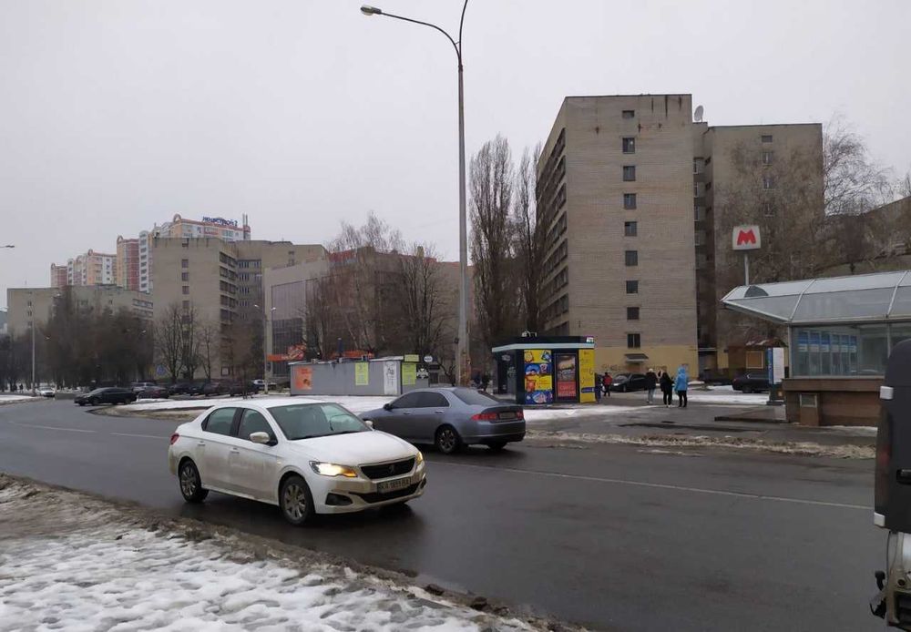 Аренда  помещения в Харькове на пр. Л. Свободы м. "Алексеевская".