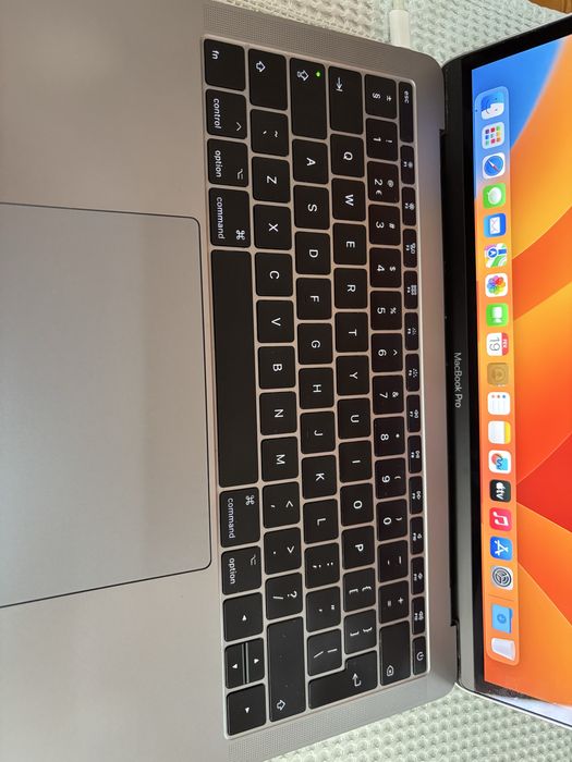 Portatil Macbook pro 13” -  2017