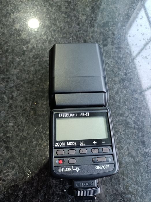Nikon Speedlight SB-28