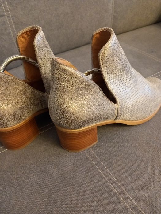 Botki krotkie posrebrzane