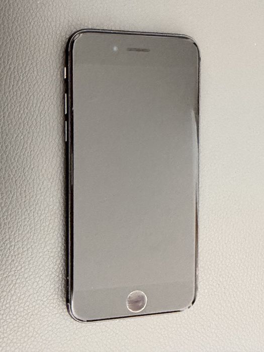 iPhone 8 – 64 GB – Muito bom estado – Modelo MQ6G2ZD/A