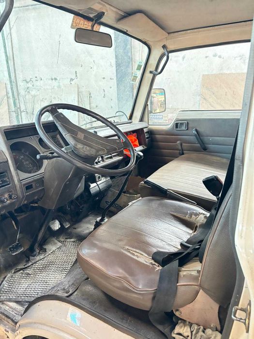 Ligeiro de mercadorias Nissan Cabstar