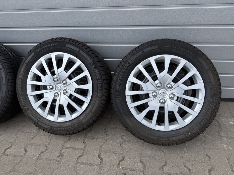 Koła Opel Vivaro 17” 215/60/17C Michelin 5x108