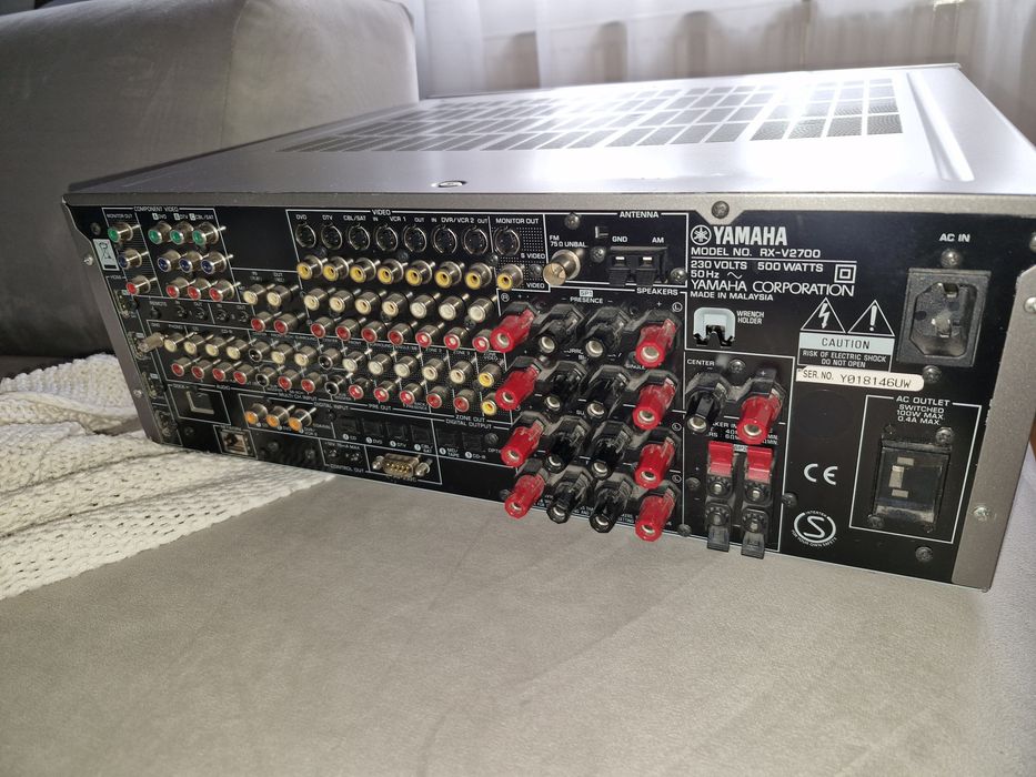 Amplituner Yamaha rx v 2700