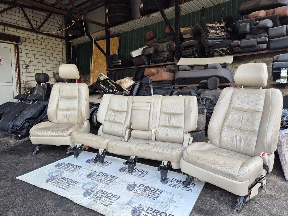 Сидіння на Авто Toyota Land Cruiser Prado 120 2002-2009 рік 3.0 Дизель В наявності