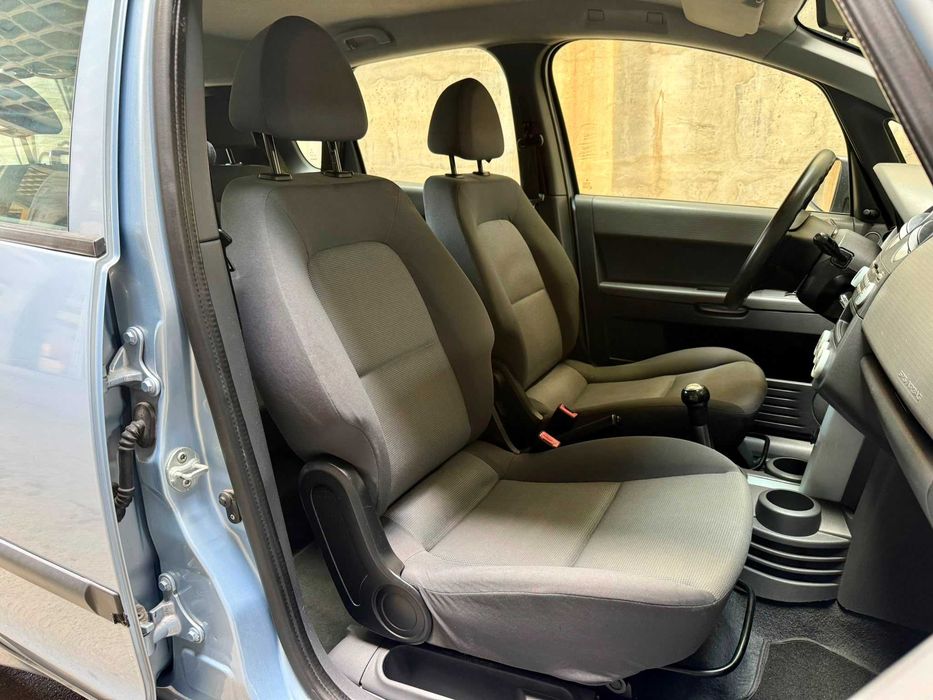Mitsubishi Colt 1.1 E- Motion 75cv Muito Estimado