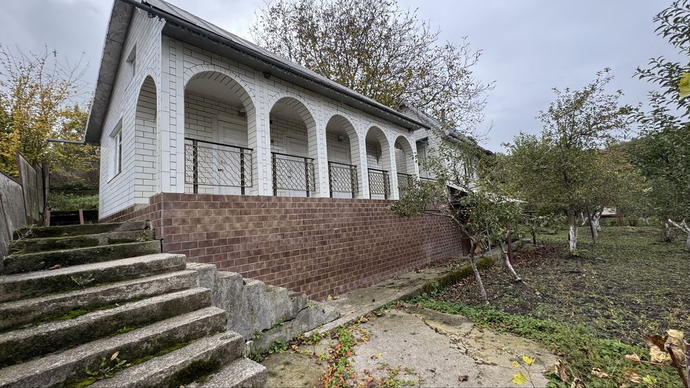 Продам будинок в м.Городок Хмельницькоі обл.