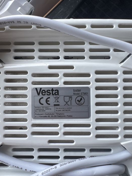 Toster Vesta ETM01