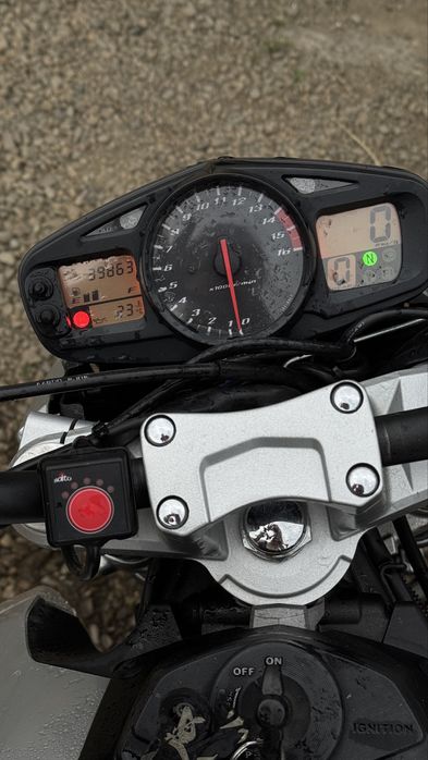 Suzuki GSR600 2008 рік