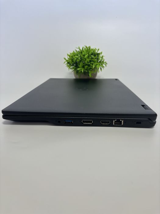 Fujitsu LifeBook E558