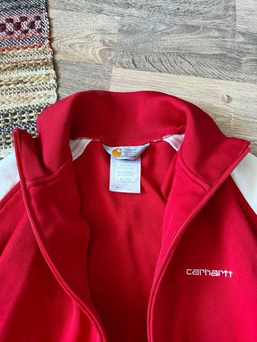 Carhartt red zip