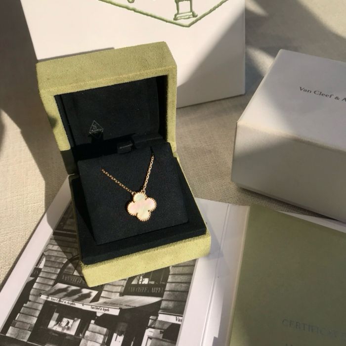 Підвіска подвеска золота ван клиф  van cleef arpels vintage alhambra pearl