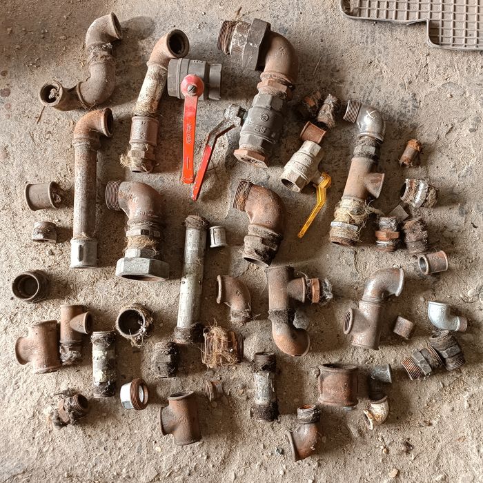 Zawór dn40, kolanko, mufa, trójnik itp.