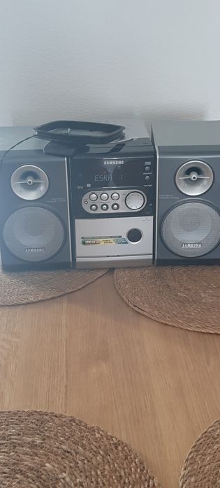 Mini wieża Samsung MM-J4