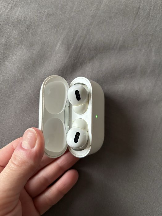AirPod Pro with Magsafe Charging Case, навушники