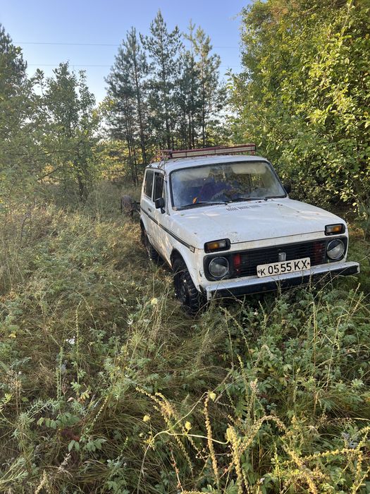 Продам ниву на ходу за деталями в лічку
