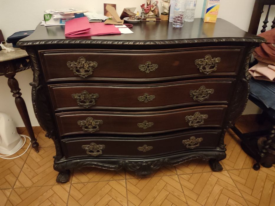 Vendo cama mobília / quarto D. João V