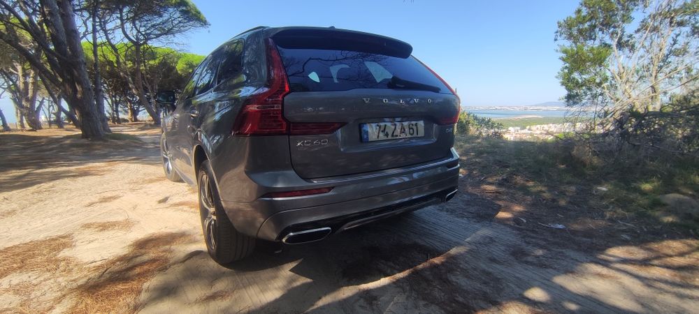 Volvo XC60 2.0 D4 R-Design