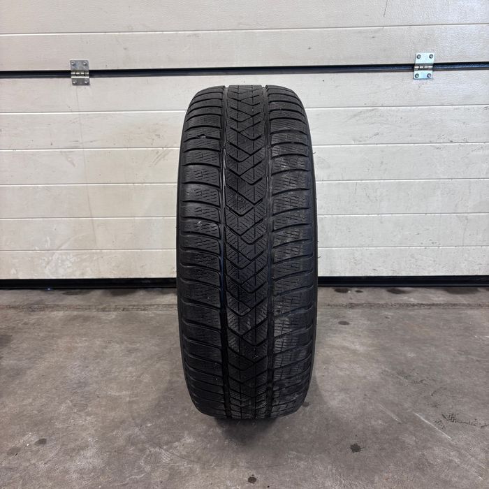 Opona Pirelli Sottozero 3 245/50/19