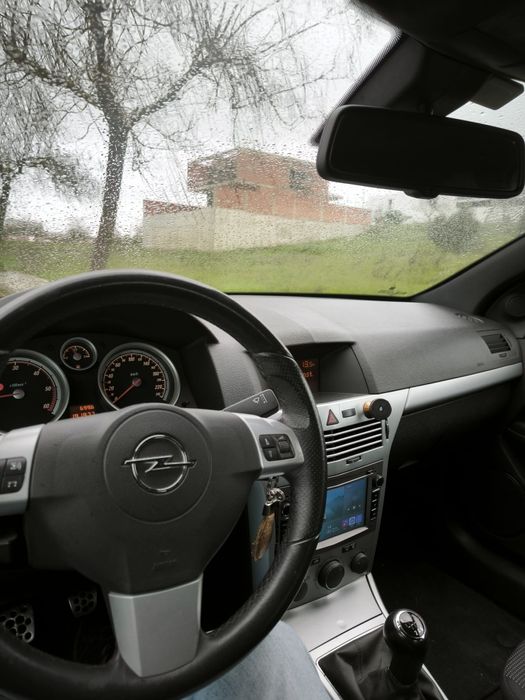 Opel Astra Gtc 1.3 cdti