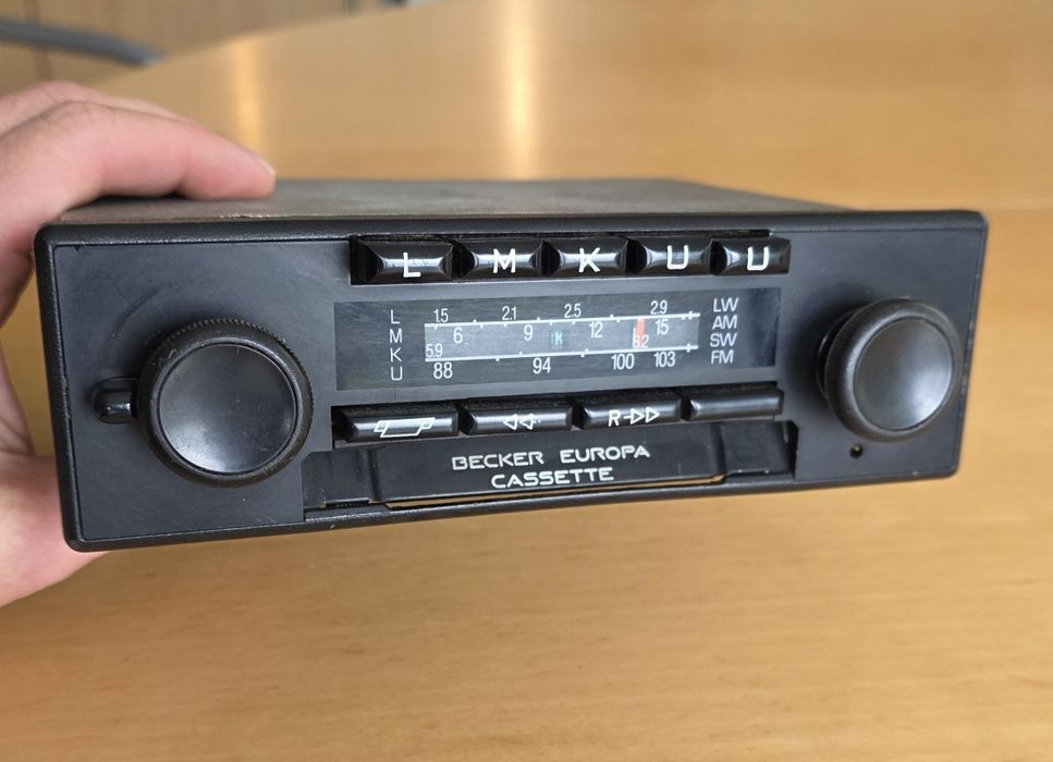 Rádio Becker Europa Cassete