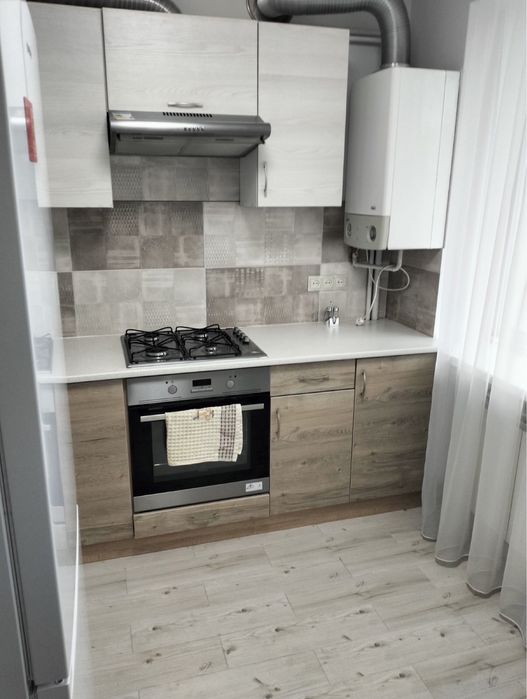 Оренда подобово сучасноі 1 кімн квартири в  центрі міста Ужгороді