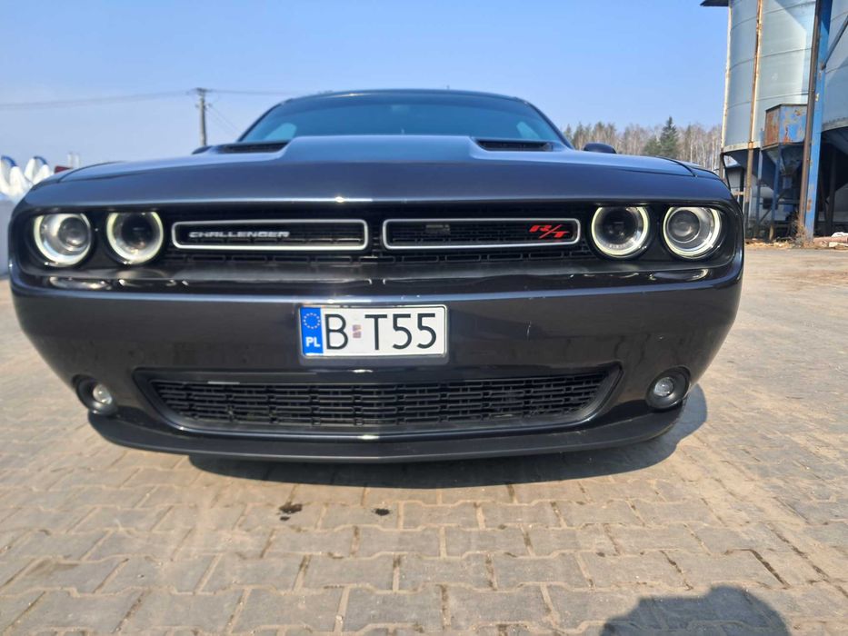 Dodge CHallenger  R/T 5.7