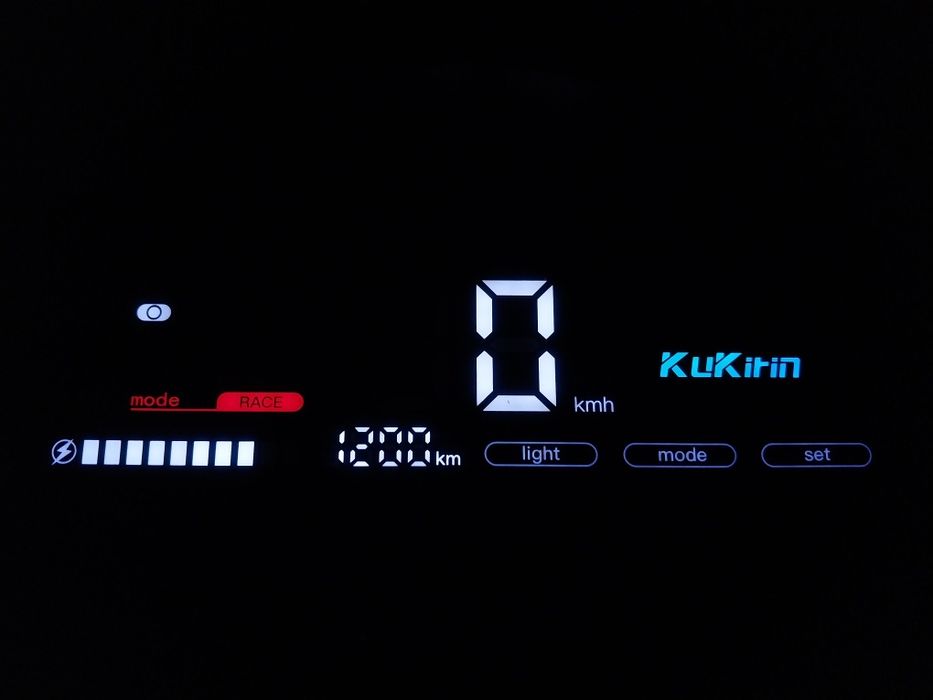 Продам або обміняю електро самокат kukirin G4