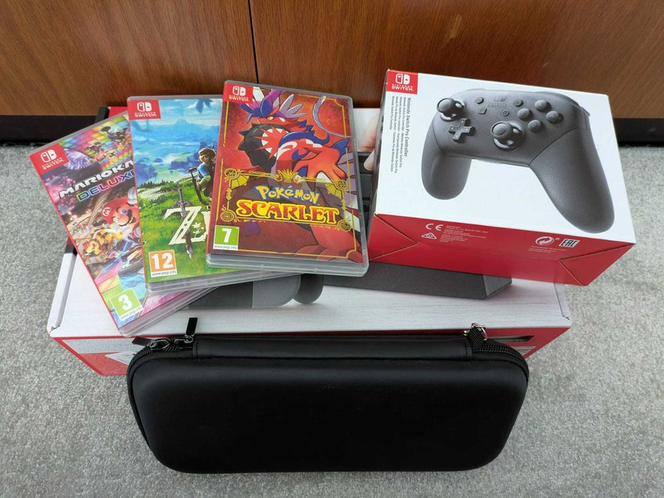NIntendo Switch 1 c/ dock, comando e jogos