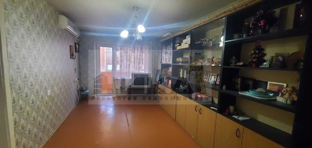 Продам 3-х кімнатну квартиру вул. Бородинська