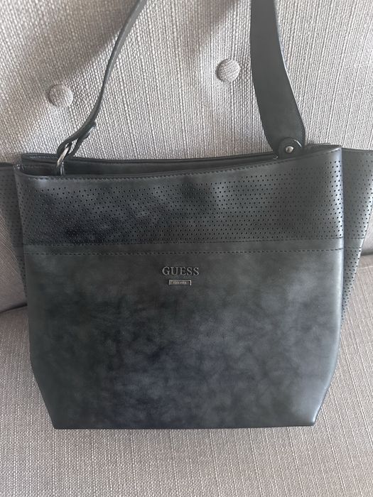 Torebka do  teki sztywna z dużą kosmetyczką