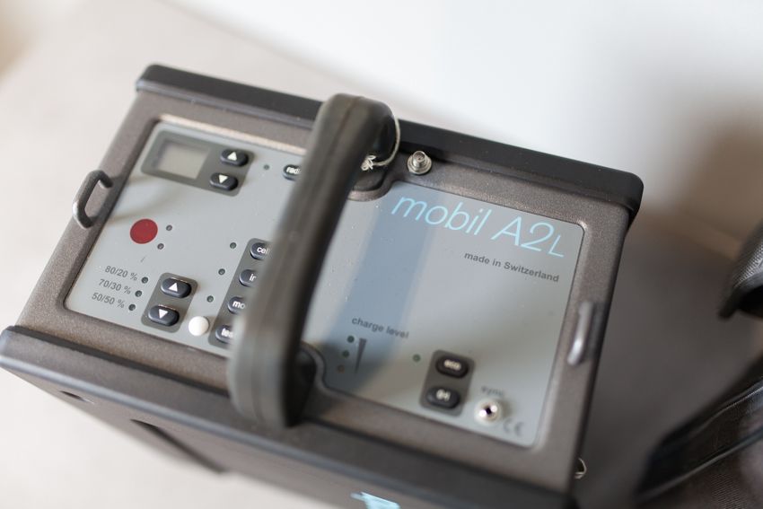 Broncolor A2L Generator + Mobiled Flash Head – Travel Kit64168946936066121