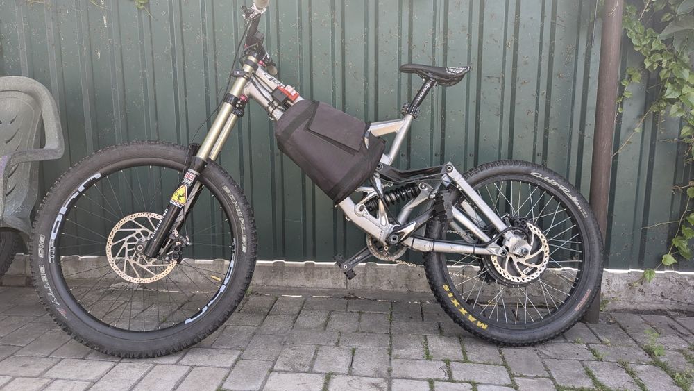 specialized demo 8 pro 2005 electric, только целиком!