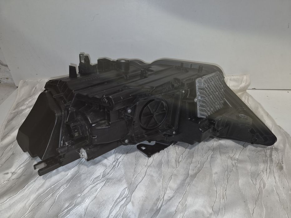Reflektor Lampa przód prawa Audi A6 C8 LED (4K0941034)