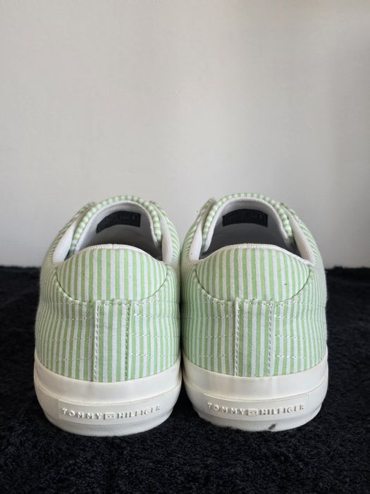 Tommy Hilfiger buty sportowe rozmiar 44