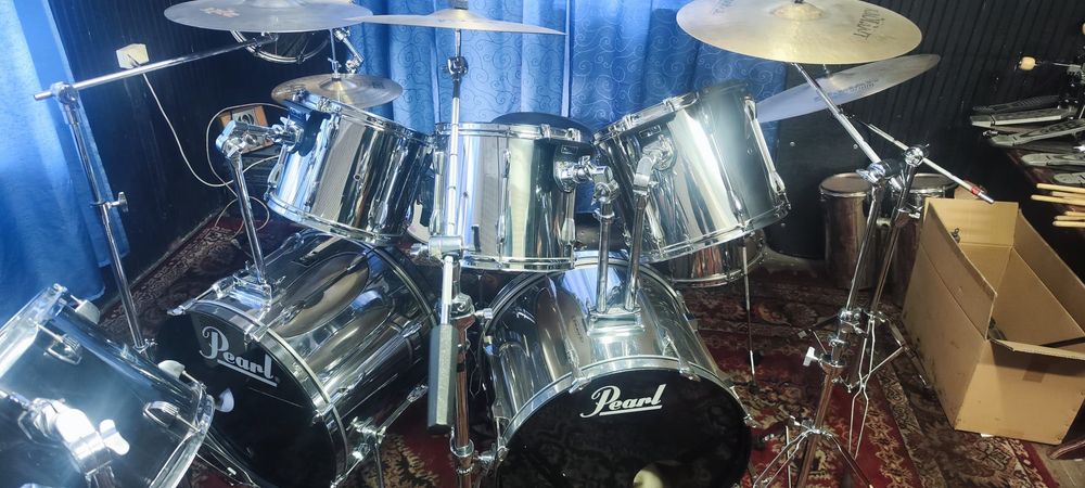 Perkusja Pearl  12- cio  częściowy .