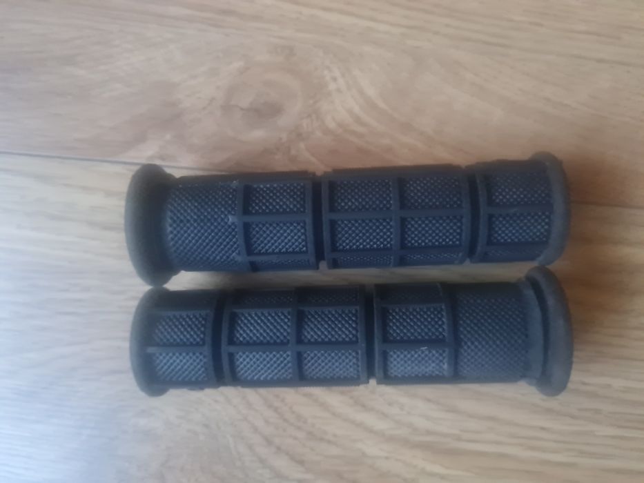 Manetki dla pojazdów Polaryis