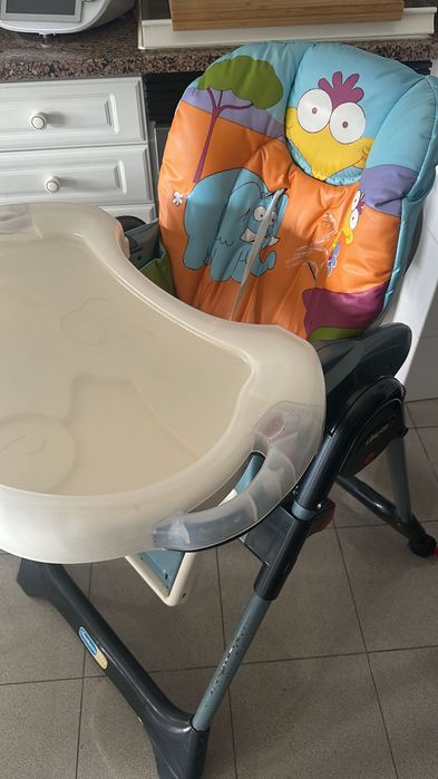 Cadeira de refeição