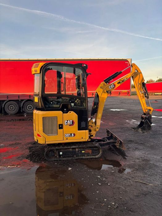 Caterpillar 301.6  2021/Gasienice gumowe/Tablet