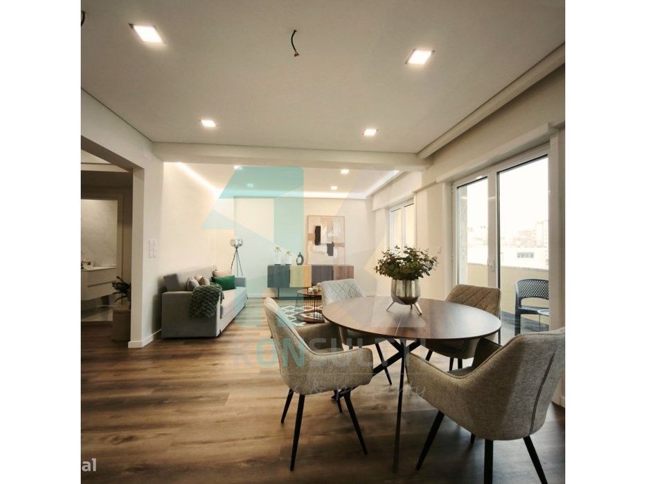 Apartamento T3 com varanda totalmente renovado e vista para o Monsa...