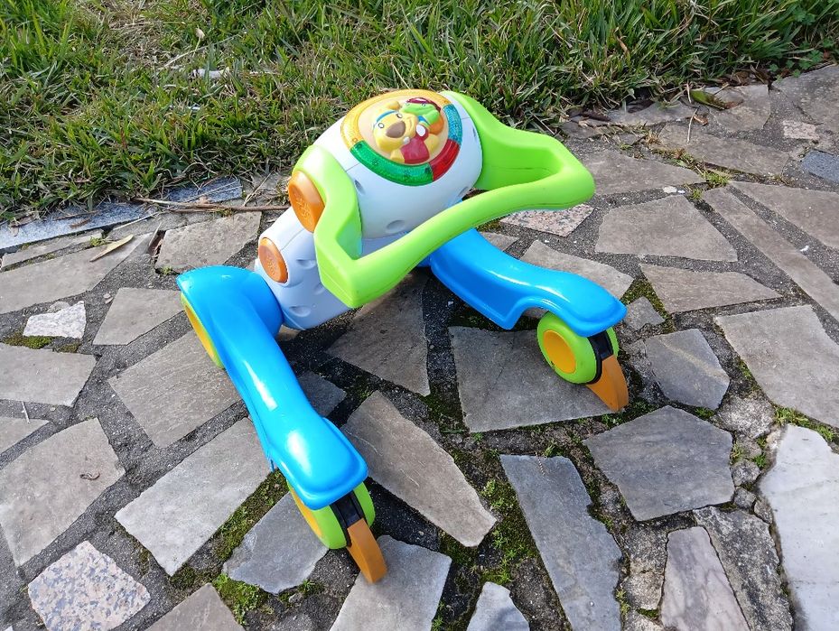 Andador Chicco primeiros passos