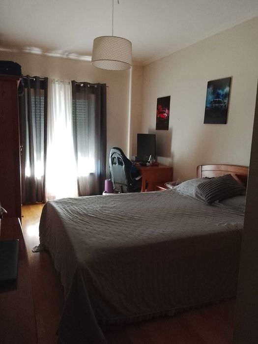 Arrendo casa T3 em vialonga