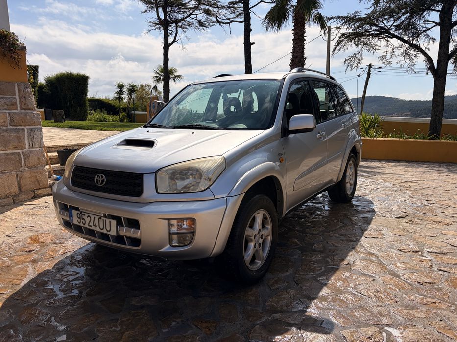 Toyota RAV4 2.0 D-4D 4x4 (2003) - Excelente Estado