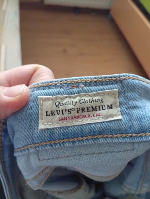 Jeansy damskie M Levi's
